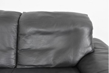 中古　ドイツ　ROLF BENZ(ロルフベンツ)　本革　丸みのある柔らかなフォルムの二人掛けソファ　定価約130万円　(R-087574)