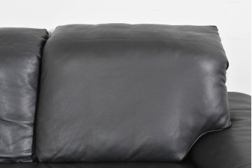 中古　ドイツ　ROLF BENZ(ロルフベンツ)　本革　丸みのある柔らかなフォルムの二人掛けソファ　定価約130万円　(R-087575)