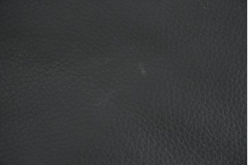 中古　ドイツ　ROLF BENZ(ロルフベンツ)　本革　丸みのある柔らかなフォルムの二人掛けソファ　定価約130万円　(R-087575)