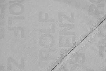 中古　ドイツ　ROLF BENZ(ロルフベンツ)　本革　丸みのある柔らかなフォルムの二人掛けソファ　定価約130万円　(R-087575)