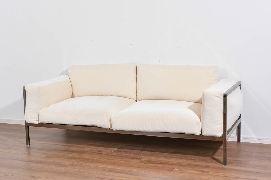 中古　イタリア　erba(エルバ)社　SOGNO(ソーニョ)　スタイリッシュな二人掛けソファ　定価約88万円　(R-087576)