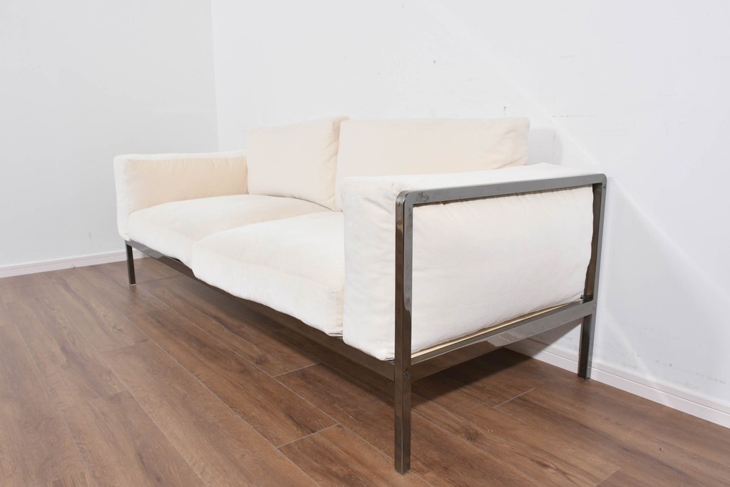 中古　イタリア　erba(エルバ)社　SOGNO(ソーニョ)　スタイリッシュな二人掛けソファ　定価約88万円　(R-087576)