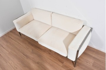 中古　イタリア　erba(エルバ)社　SOGNO(ソーニョ)　スタイリッシュな二人掛けソファ　定価約88万円　(R-087576)