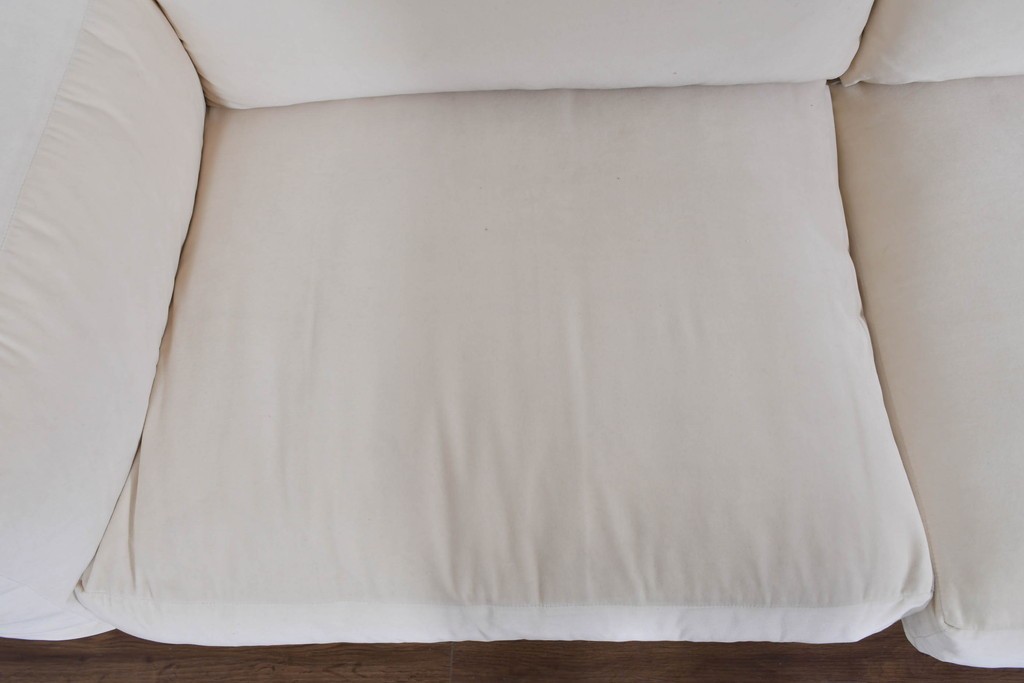 中古　イタリア　erba(エルバ)社　SOGNO(ソーニョ)　スタイリッシュな二人掛けソファ　定価約88万円　(R-087576)