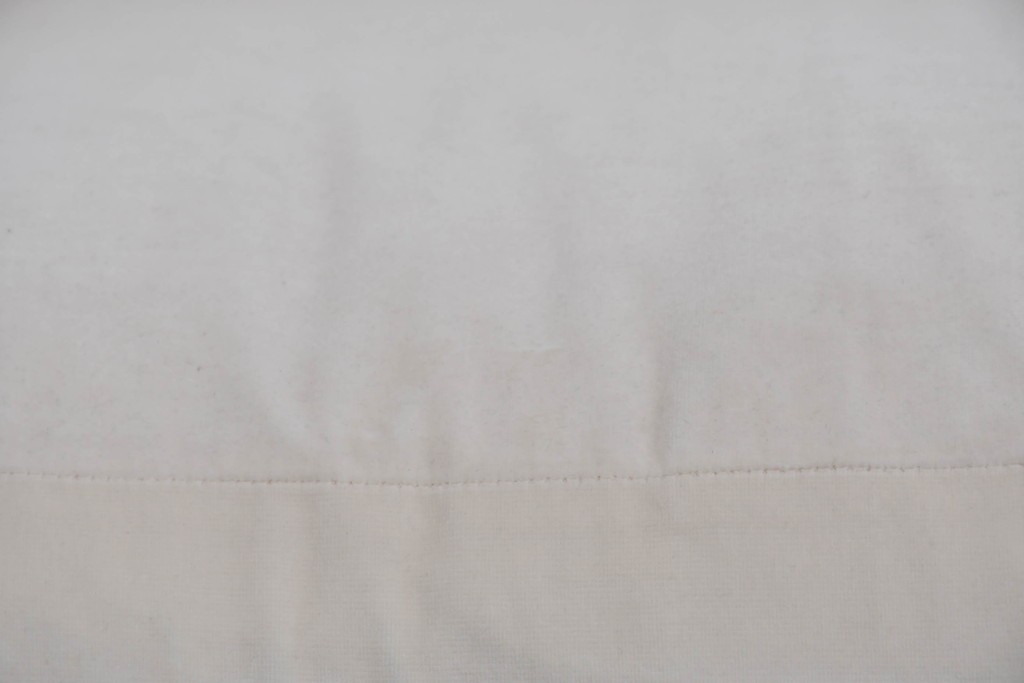 中古　イタリア　erba(エルバ)社　SOGNO(ソーニョ)　スタイリッシュな二人掛けソファ　定価約88万円　(R-087576)