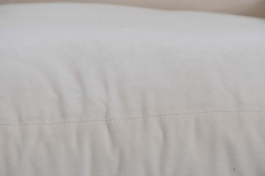 中古　イタリア　erba(エルバ)社　SOGNO(ソーニョ)　スタイリッシュな二人掛けソファ　定価約88万円　(R-087576)