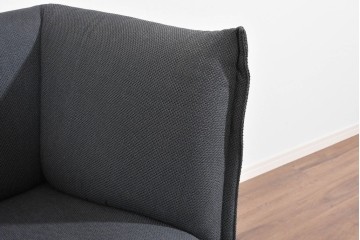 中古　希少モデル　ROLF BENZ(ロルフベンツ)　包み込まれるようなフォルムの2人掛けソファ　定価約70万円　(R-087577)