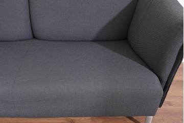 中古　希少モデル　ROLF BENZ(ロルフベンツ)　包み込まれるようなフォルムの2人掛けソファ　定価約70万円　(R-087577)