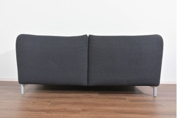 中古　希少モデル　ROLF BENZ(ロルフベンツ)　包み込まれるようなフォルムの2人掛けソファ　定価約70万円　(R-087577)