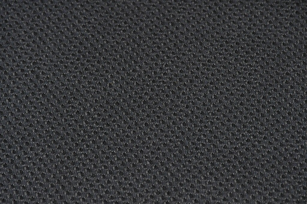 中古　希少モデル　ROLF BENZ(ロルフベンツ)　包み込まれるようなフォルムの2人掛けソファ　定価約64万円　(R-087578)