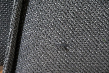 中古　希少モデル　ROLF BENZ(ロルフベンツ)　包み込まれるようなフォルムの2人掛けソファ　定価約64万円　(R-087578)