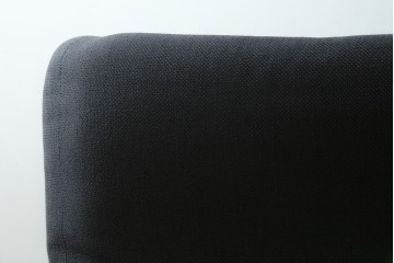 中古　希少モデル　ROLF BENZ(ロルフベンツ)　包み込まれるようなフォルムの2人掛けソファ　定価約64万円　(R-087578)
