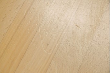 和製ヴィンテージ　飛騨産業　キツツキ　ブナ材　丸みのある天板がやさしい印象を添える小振りなダイニングテーブル　(R-087581)
