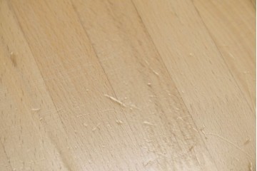 和製ヴィンテージ　飛騨産業　キツツキ　ブナ材　丸みのある天板がやさしい印象を添える小振りなダイニングテーブル　(R-087581)