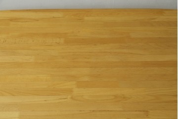 和製ヴィンテージ　飛騨産業　キツツキ　ブナ材　丸みのある天板がやさしい印象を添える小振りなダイニングテーブル　(R-087581)