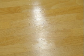 和製ヴィンテージ　飛騨産業　キツツキ　ブナ材　丸みのある天板がやさしい印象を添える小振りなダイニングテーブル　(R-087581)