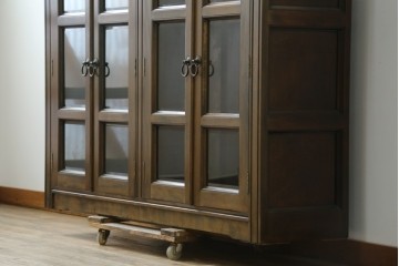 和製ヴィンテージ　希少　松本民芸家具　特注品　クラシカルな印象のキャビネット　(R-087593)