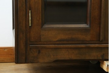 和製ヴィンテージ　希少　松本民芸家具　特注品　クラシカルな印象のキャビネット　(R-087593)