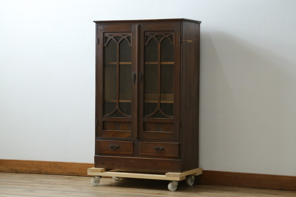 和製アンティーク　大正ロマン　栓材　ゴシック調のアーチ意匠が目を引く本箱　(R-087594)