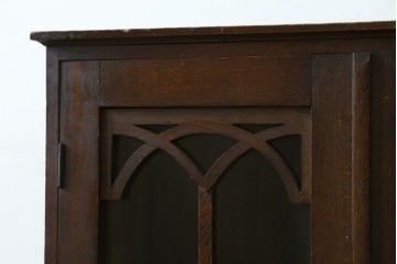 和製アンティーク　大正ロマン　栓材　ゴシック調のアーチ意匠が目を引く本箱　(R-087594)