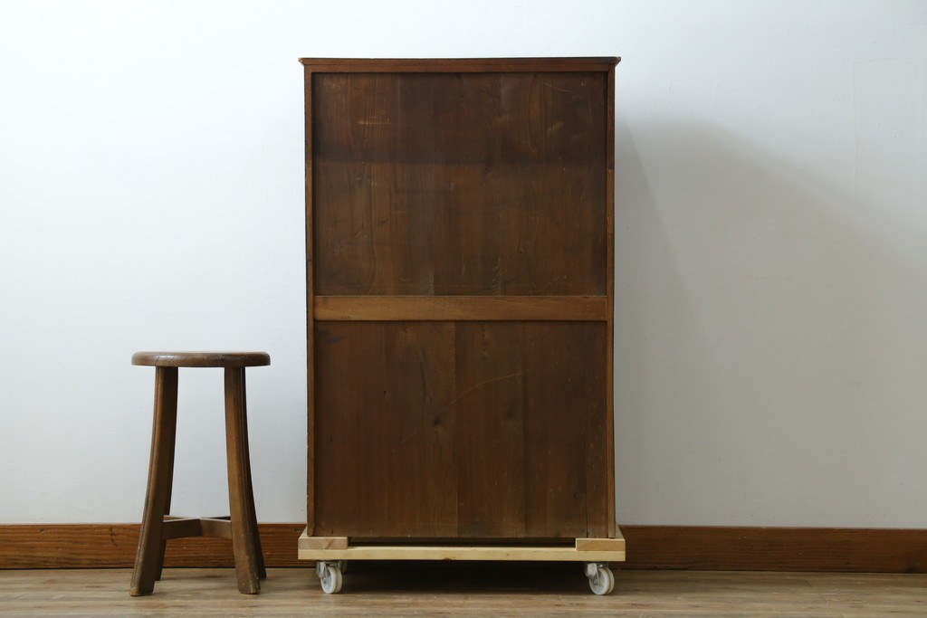 和製アンティーク　大正ロマン　栓材　ゴシック調のアーチ意匠が目を引く本箱　(R-087594)