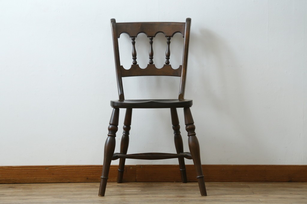 中古　松本民芸家具　背もたれの挽き物加工がお洒落な#49A型ワイコムチェア　定価約10万7千円　(R-087595)
