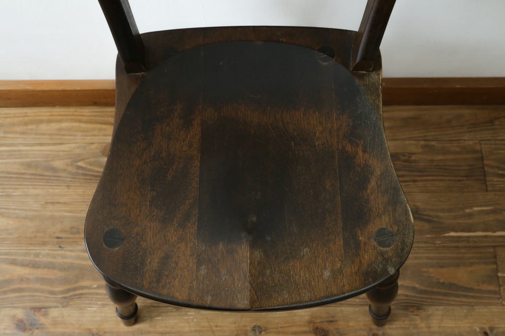 中古　松本民芸家具　背もたれの挽き物加工がお洒落な#49A型ワイコムチェア　定価約10万7千円　(R-087595)