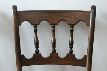 中古　美品　松本民芸家具　背もたれの挽き物加工がお洒落な#49A型ワイコムチェア2脚セット　セット定価約21万円　(R-057596)