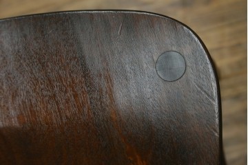 中古　美品　松本民芸家具　背もたれの挽き物加工がお洒落な#49A型ワイコムチェア2脚セット　セット定価約21万円　(R-087596)