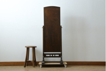 中古　美品　松本民芸家具　無駄を抑えた端正なシルエットのA型姿見　(R-087597)