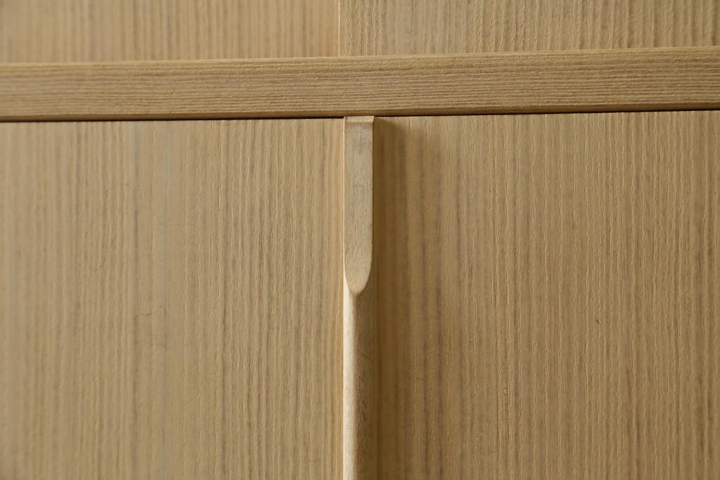 中古　伝統工芸士　中田静夫作　収納力に優れた紀州箪笥　定価約100万円　(R-087598)