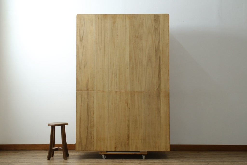 中古　伝統工芸士　中田静夫作　収納力に優れた紀州箪笥　定価約100万円　(R-087598)