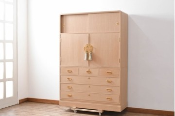 中古　伝統工芸士　中田静夫作　衣装盆付き　紀州着物箪笥　定価約100万円　(R-087598)