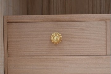 中古　伝統工芸士　中田静夫作　衣装盆付き　紀州着物箪笥　定価約100万円　(R-087598)