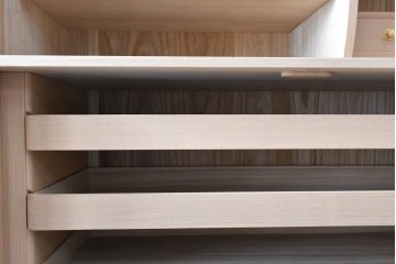 中古　伝統工芸士　中田静夫作　衣装盆付き　紀州着物箪笥　定価約100万円　(R-087598)