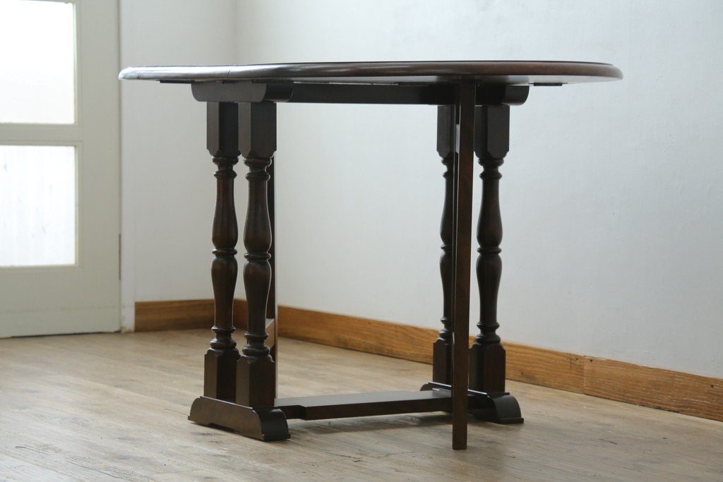 中古　松本民芸家具　挽物脚が目を引く27型バタフライ卓　(R-087599)