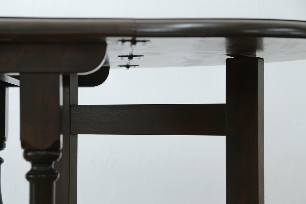 中古　松本民芸家具　挽物脚が目を引く27型バタフライ卓　(R-087599)