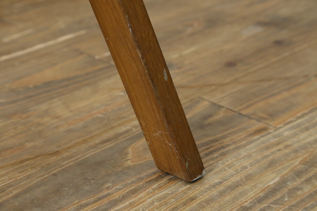 和製ヴィンテージ　ナラ材　素朴な風合いの脚立　(R-087602)