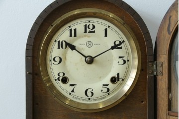 和製アンティーク　精工舎(SEIKOSHA、セイコー)　TRADE(S)MARK　アーチ形のシルエットが可愛らしい振り子時計　(R-087605)