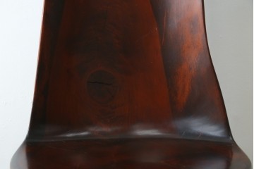 ヴィンテージ　一点物!!　重厚な無垢材削り出しのアームレスチェア　(R-087604)