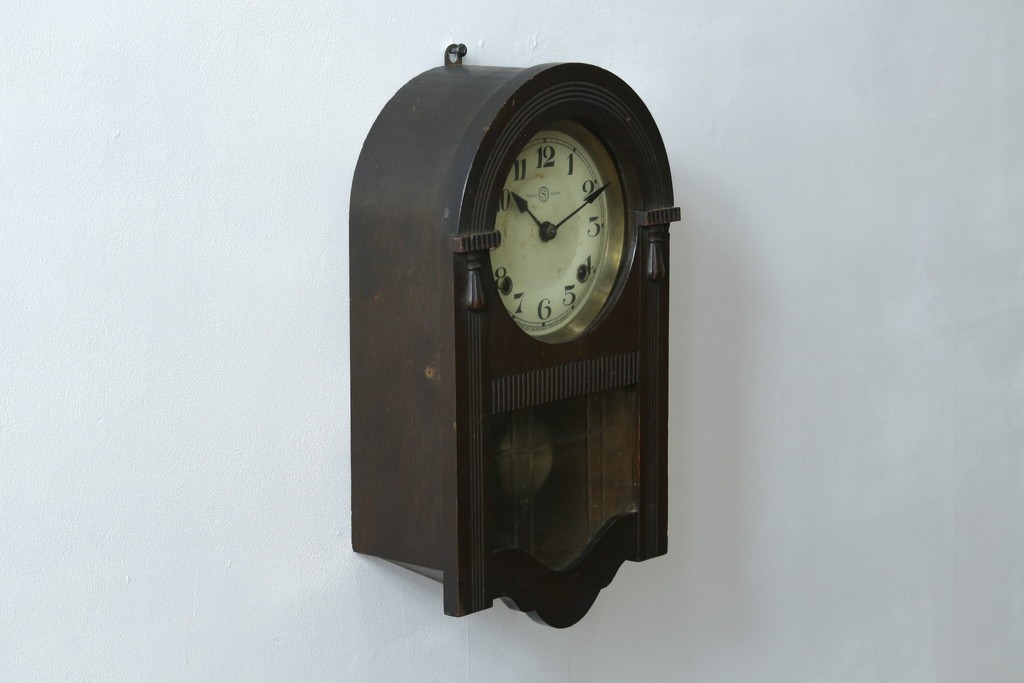 和製アンティーク　精工舎(SEIKOSHA、セイコー)　TRADE(S)MARK　アーチ形のシルエットが可愛らしい振り子時計　(R-087605)