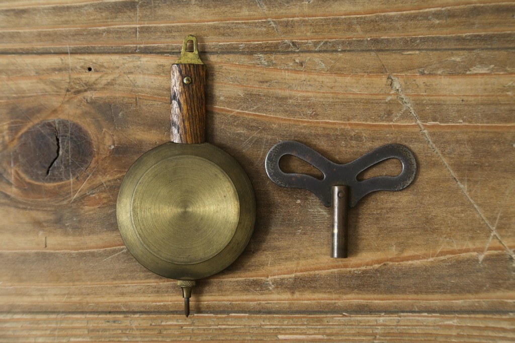 和製アンティーク　精工舎(SEIKOSHA、セイコー)　TRADE(S)MARK　アーチ形のシルエットが可愛らしい振り子時計　(R-087605)