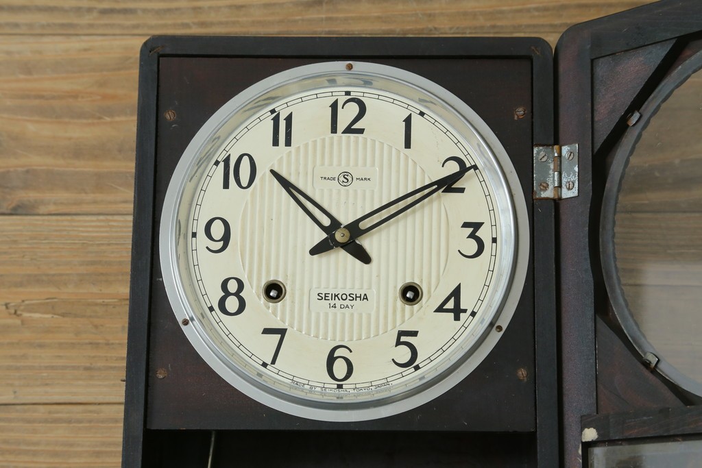 和製ヴィンテージ　精工舎(SEIKOSHA、セイコー)　TRADE(S)MARK　14DAY　モダンな意匠の振り子時計　(R-087608)
