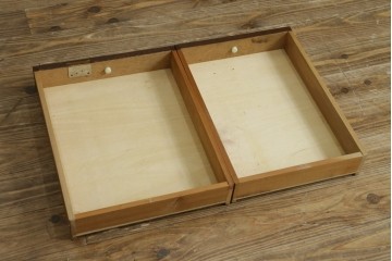 中古　美品　希少な廃番品　三越家具(現カントリーハウス)　Brugge(ブルージュ)　重厚感あるクラシカルなデスク　(R-087611)