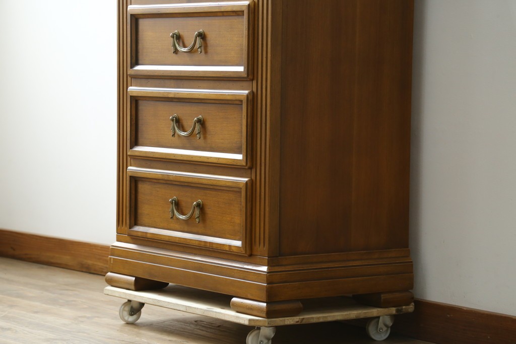 中古　美品　イタリア高級家具メーカー　SELVA(セルヴァ)社　Villa Borghese(ヴィラ・ボルゲーゼ)　チェリー材　ディレクトワール様式の5段チェスト　(R-087620)