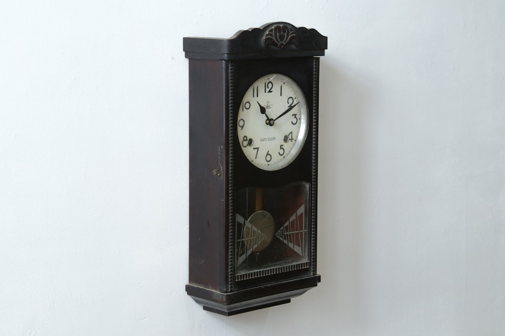 和製アンティーク　SATO CLOCK(佐藤時計製造株式会社)　振り子窓のデザインが印象的な時計　(R-087625)