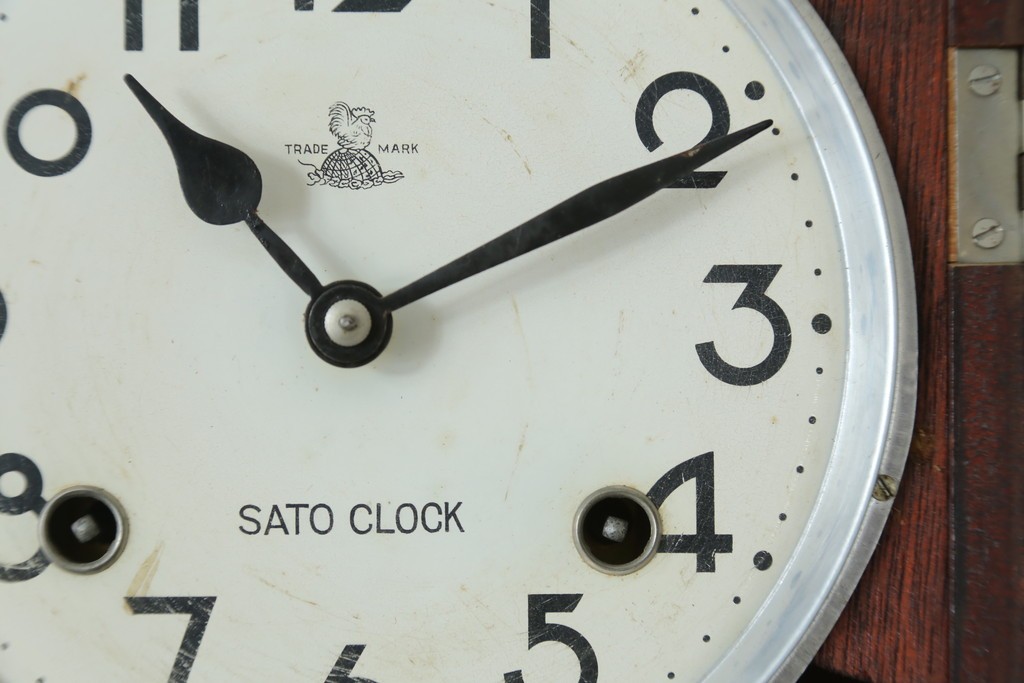 和製アンティーク　SATO CLOCK(佐藤時計製造株式会社)　振り子窓のデザインが印象的な時計　(R-087625)