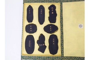 中国　嘉慶年製　御園図古墨8箱(64丁)セット　帙付き　(R-087629)