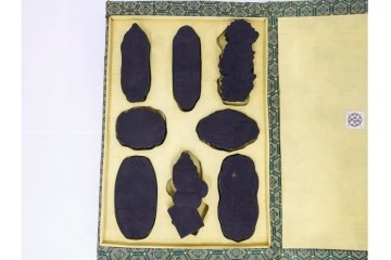 中国　嘉慶年製　御園図古墨8箱(64丁)セット　帙付き　(R-087629)