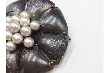 島田紘一呂　SILVER・パール(真珠)　上品なブローチ2点セット　(R-087637)
